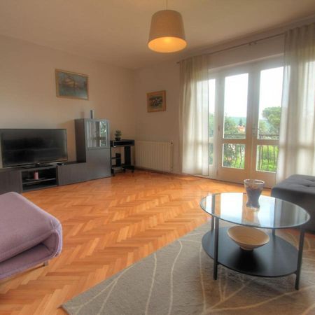 Apartman Lena โอปาติยา ภายนอก รูปภาพ