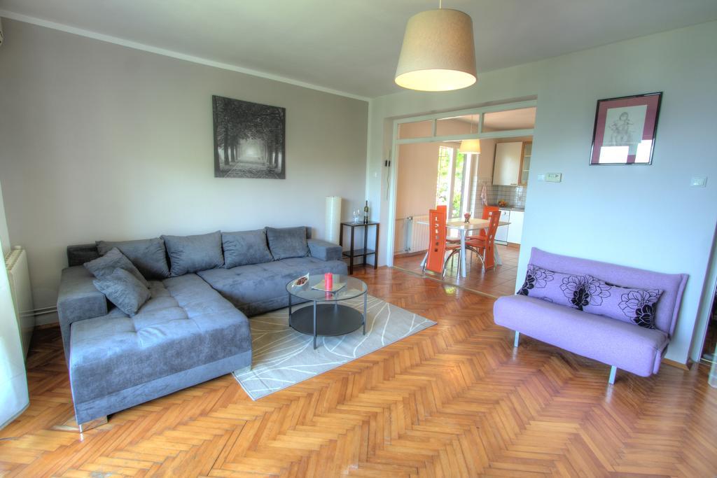 Apartman Lena โอปาติยา ภายนอก รูปภาพ